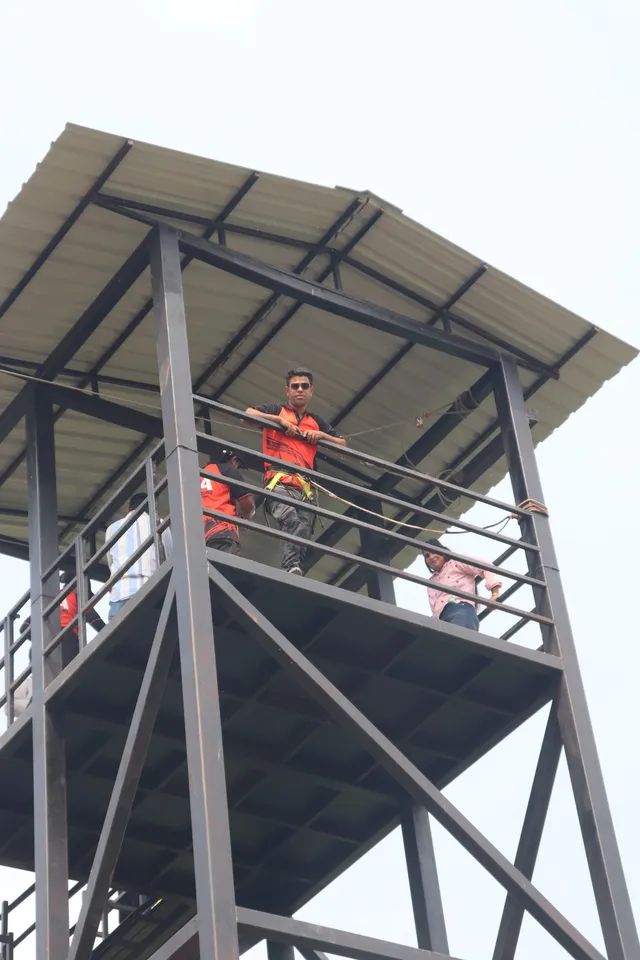 Zipline Tower Instructor